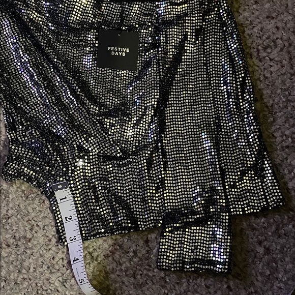 Zara Metallic Silver sequin Wrap Skort with fold over look side - Picture 14 of 14